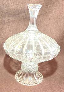 lot 582 image: Pedestal Candy Bowl