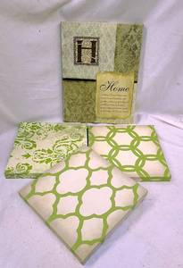 lot 626 image: Green Canvas Wall Art