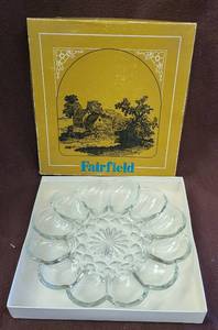 lot 634 image: Fairfield Egg Tray by Anchor Hocking