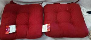 lot 643 image: 2 Quilted Chair Pads