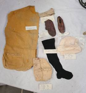 lot 727 image: Assorted Vintage Baby Clothes and Shoes
