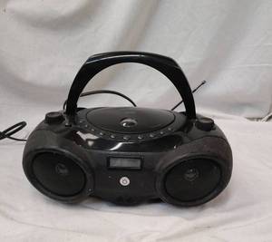 lot 739 image: Memorex AMFMCD