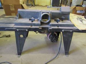 lot 29 image: Craftsman router table (Shaft broken but easy fix) model #171.254790