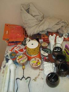 lot 99 image: Halloween lot- NEW pumpkin carving tools, Lights, good bags, cupcake placemats and more