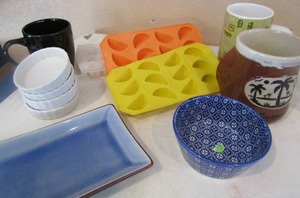 lot 138 image: Ceramic  coasters, coffee cups, ice molds and more