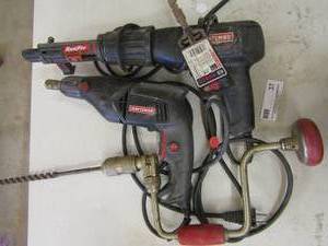 lot 37 image: Hand turn drill driver- Electric Craftsman nail driver, Electric Craftsman drill