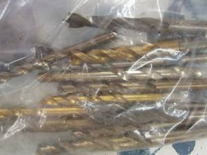 lot 43 image: Bags of NEW and used drill bits