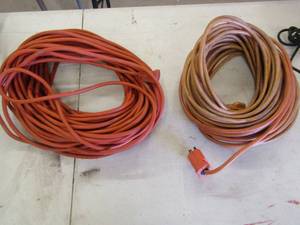 lot 222 image: Extension Cord lot yellow and orange