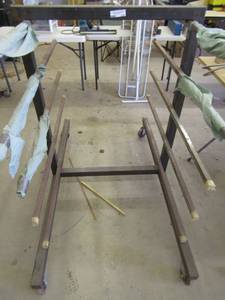 lot 226 image: Work bench on wheels 33x33x24 metal wood rack on wheels 49x34x60
