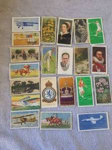 lot 36 image: Selection of 20 cigarcigarette insert cards