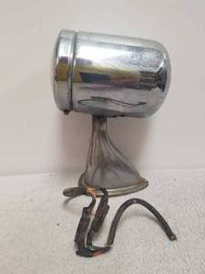lot 72 image: Vintage boat searchlight -
