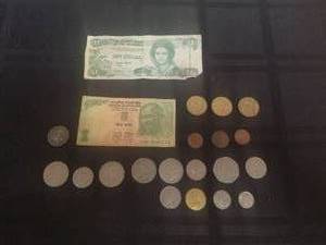 lot 48 image: Selection of foreign bills and coins