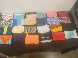 lot 164 image: Selection of Ipsy bagscosmetic pouches