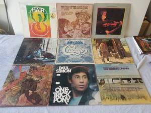 lot 168 image: Selection of albums