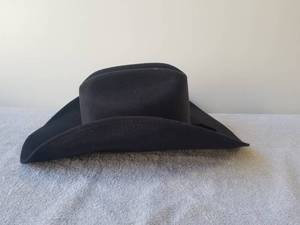 lot 136 image: Black felt cowboy hat
