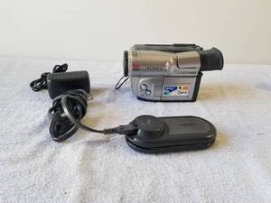 lot 241 image: Samsung video camera