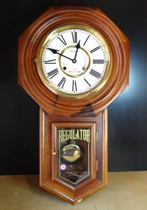 lot 17 image: Large Waltham 31 day Chime Regulator Clock w Key - WORKS