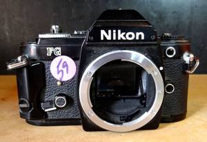 lot 59 image: 1980S NIKON FG CAMERA - Nikon Fg 35mm SLR Film Camera Black Body