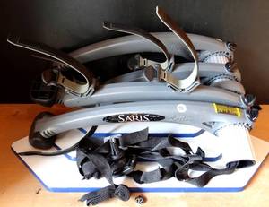 lot 72 image: SARIS TRUNK MOUNT BICYCLE RACK