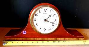 lot 76 image: SETH THOMAS ELECTRIC MANTLE CLOCK