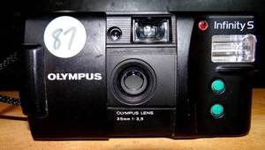 lot 87 image: Vintage - Olympus Infinity S Black Point & Shoot Film 35mm Camera $$