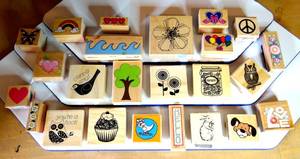 lot 88 image: LARGE COLLECTION OF CRAFTING INK STAMPS AS SHOWN