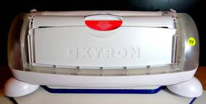 lot 94 image: XYRON- Creatopia Crafting Machine