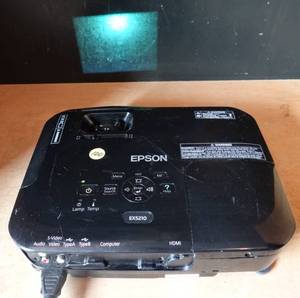 lot 100 image: Epson EX5210 H429A HDMI LCD Projector - TESTEDWORKS $$$