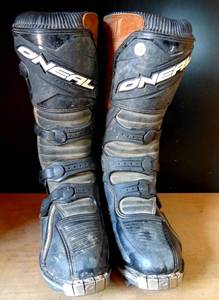 lot 112 image: ONEALMX - CLUTCH MX PRO SERIES MENS RACING BOOTS - SIZE 11