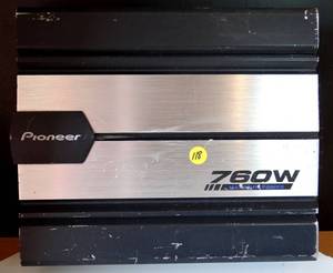 lot 118 image: Pioneer Gm-5100T Bridgeable 2-Channel Power Amplifier. 125W X 2 Ch. $$$