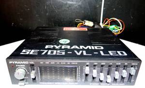 lot 138 image: PYRAMID SE729-VL-LED EQUALIZER PREAMP SUBWOOFER SE729-VL