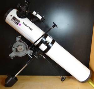 lot 218 image: Meade Model 4455D Telescope