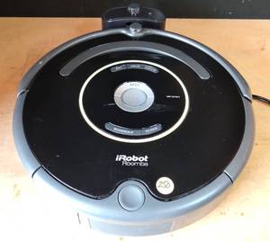 lot 250 image: iRobot Roomba 650 Robotic Vacuum - TESTEDWORKS