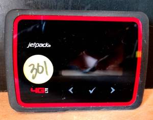 lot 301 image: Verizon MiFi 6620L Jetpack 4G LTE Mobile Hotspot (Verizon Wireless)