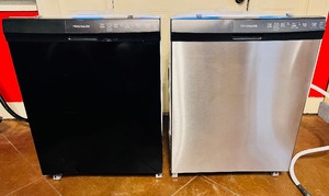 lot 18 image: 2 Black and Stainless Steel Frigidaire dishwashers