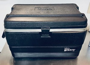 lot 65 image: Igloo Stealth 50 Cooler