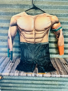 lot 105 image: WWE Padded Muscles Suit - Sizes 4-6x