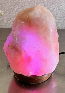 lot 106 image: Himalayan Salt Multi-Colored Lamp