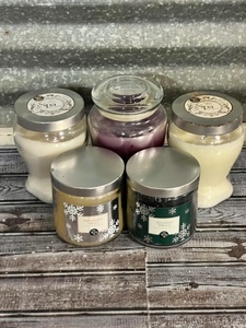 lot 177 image: Lot of 5 Scented Candles - DD, Kirklands Spa