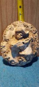lot 9 image: Decorative plaster wall hanging