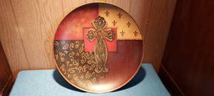 lot 10 image: Large Decorative Plate