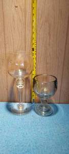 lot 12 image: Pair of Vintage goblets