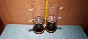 lot 35 image: 2 Beer Bell beer glasses.  1.25 lb weights on each glass