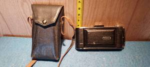lot 72 image: Antique Eastman Kodak Camera with leather carry case