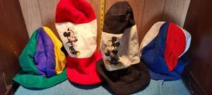 lot 74 image: vintage top hats.