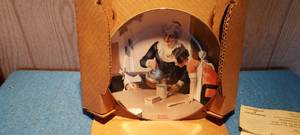lot 90 image: vintage Norman Rockwell moms special treat plate with certificate