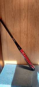 lot 115 image: Easton aluminum softball bat