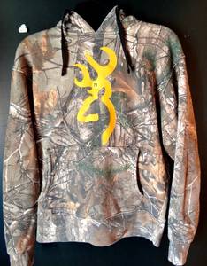 lot 73 image: MENS BROWNING CAMFLAUGE HOODIE - SIZE LARGE