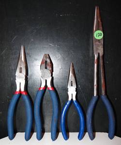 lot 120 image: PITTSBURGH TOOLS ASSORTED PLIERS SET