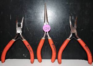 lot 124 image: PITTSBURGH NEEDNOSE AND SPRING PLIERS AS SHOWN